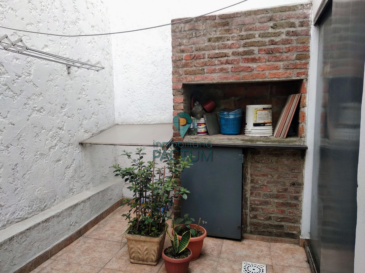 Arenal Grande y Av. Uruguay