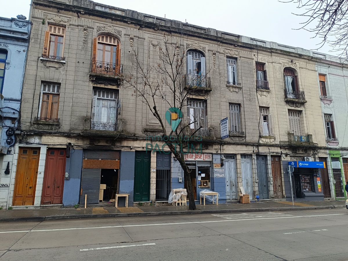 Fernández Crespo y La Paz